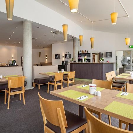 Center Hotel Kaiserhof Наумбург Экстерьер фото