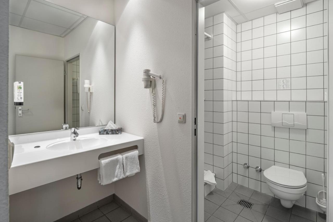Center Hotel Kaiserhof Наумбург Экстерьер фото